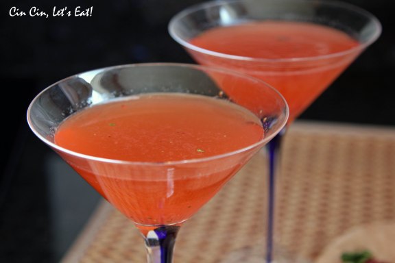 strawberry_basil_martini_1