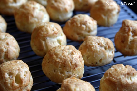 tea party 2013_garlic rosemary gougeres 3
