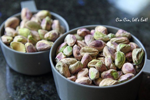 tea party 2013_pistachio cake 3